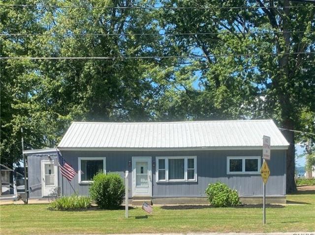 House for sale in Oneida, New York