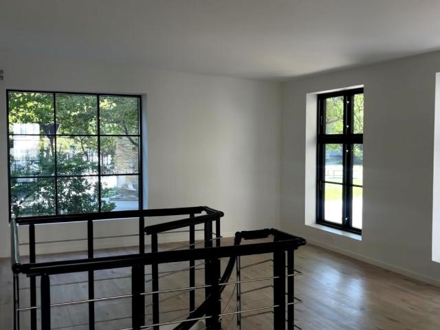 Erhvervsejendom til leje i Frederiksberg C, Brøndby