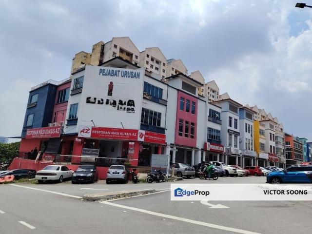 Shop for rent in Petaling, Damansara Damai