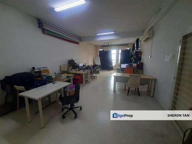 Shop for sale in Petaling, Damansara Damai