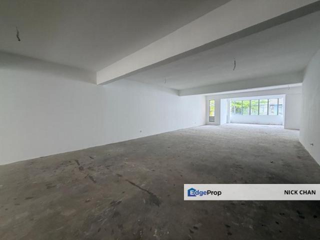 Shop for sale in Petaling, Damansara Damai