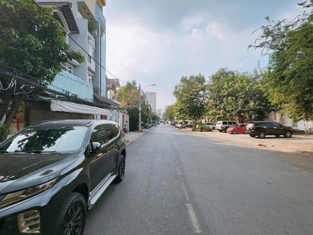 Nhà mặt phố bán