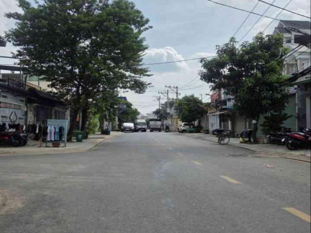 Nhà mặt phố bán