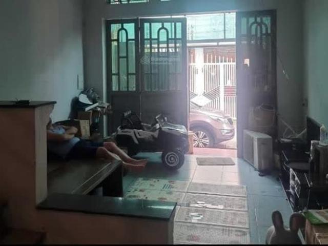 Nhà mặt phố bán
