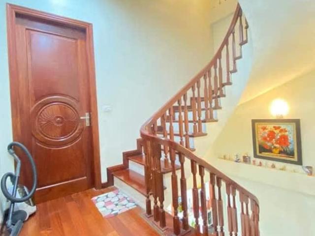 Nhà mặt phố bán tại Hoàn Kiếm, Hà Nội