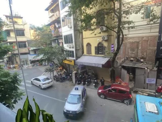 Nhà mặt phố bán tại Hoàn Kiếm, Hà Nội