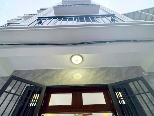 Nhà bán tại Hoàn Kiếm, Hà Nội