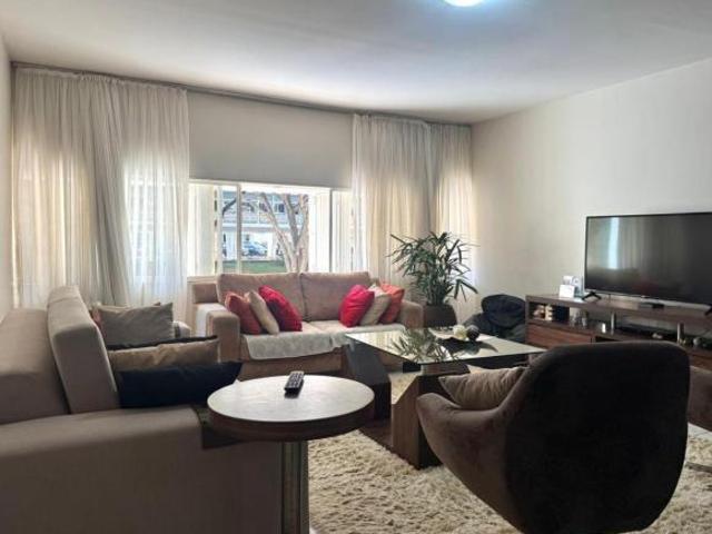 Apartamento venda em Região Geográfica Imediata do Distrito Federal, Região Integrada de Desenvolvimento do Distrito Federal e Entorno