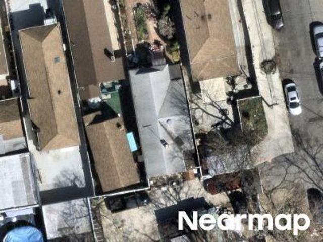 Property for sale in The Bronx, Arverne