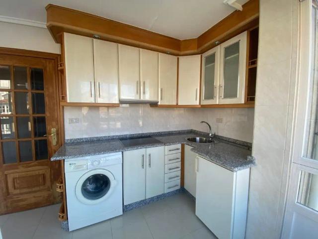 Apartamento en alquiler en Flores, O Carballiño