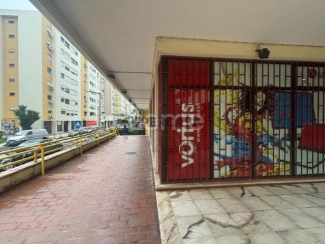 Armazém venda em Lisboa