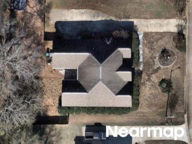 House for sale in Kathleen, Georgia
