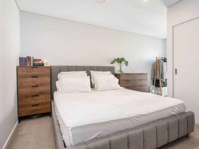 Apartment for rent in Paremoremo, Oroua County