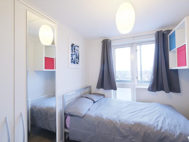 Room for rent in Stepney, Greater London