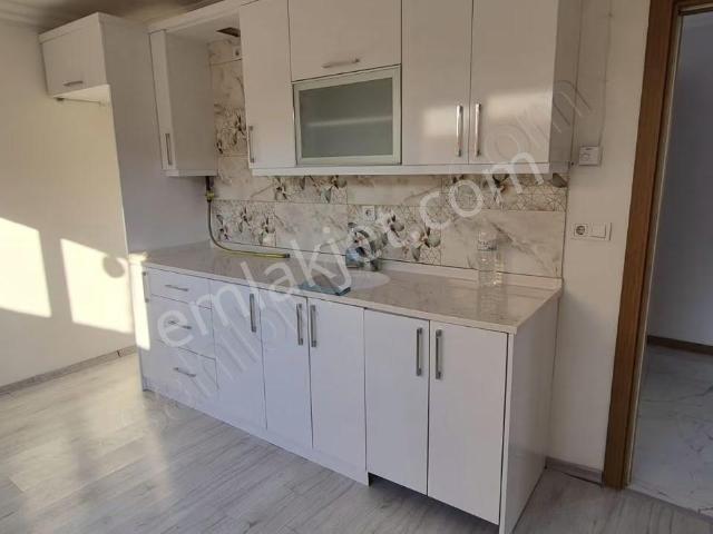 Karabağlar, İzmir içerisinde kiralık mülk