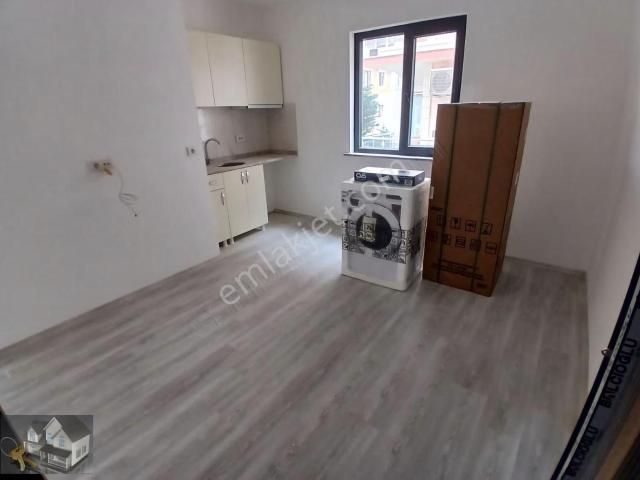 Ataşehir, İstanbul içerisinde kiralık mülk