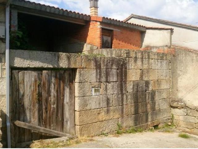 Casa en venta en Ourense, Galicia