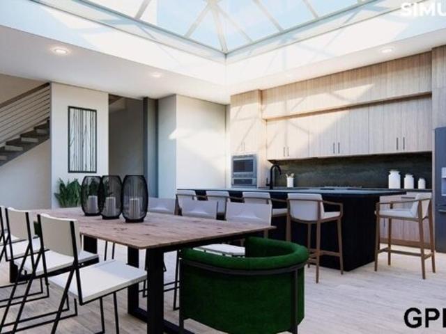 Condo for sale in Lincoln