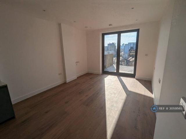 Apartment for rent in London Borough of Redbridge, Greater London