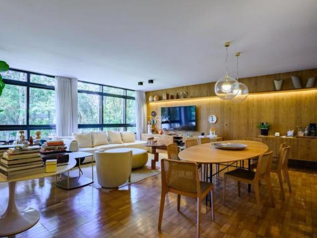 Apartamento venda em SQS 114, Plano Piloto