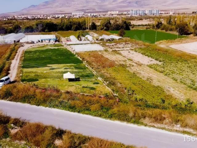 Başpınar, Bor içerisinde satılık Arsa