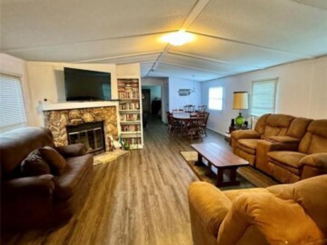 House for sale in Malakoff, Texas