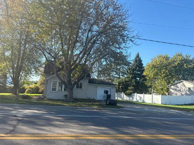 House for sale in Maple Lake Mobile Home Park, Maple Lake