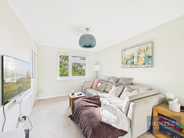 Apartment for rent in Ewens Farm, Cheltenham