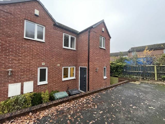 House for rent in Aldercar, Kedleston