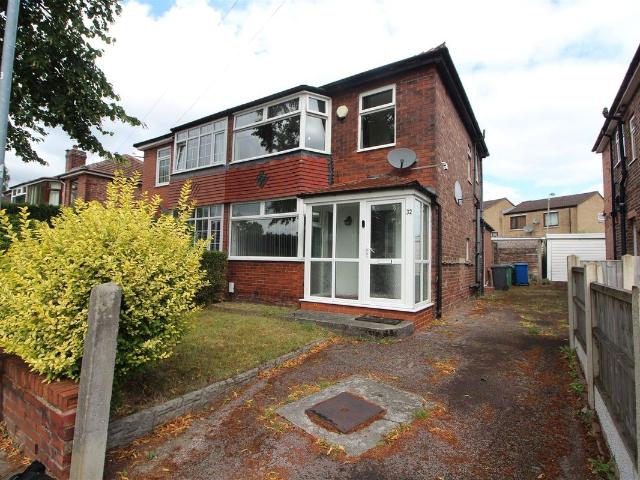 House for rent in Besses o' th' Barn, Bury