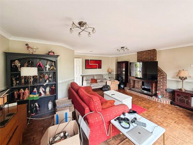 House for rent in Horsell, Woking
