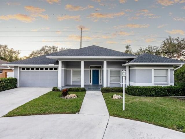 House for sale in Osprey