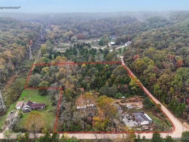 House for sale in Kaiser, Missouri