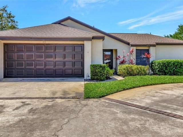 Condo for sale in Tavares