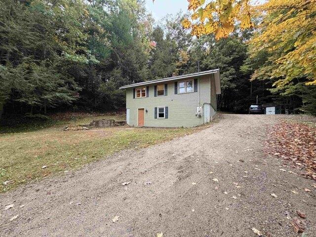 House for sale in Winchester, Cheshire County