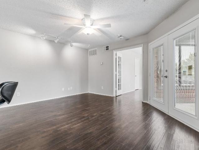 Room for rent in Arlington, Texas