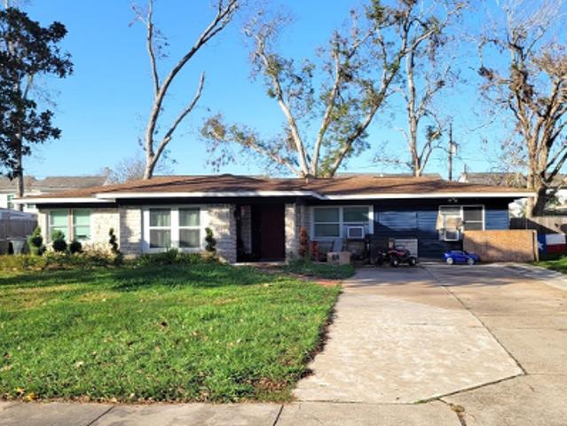 House for sale in Lake Jackson, Texas