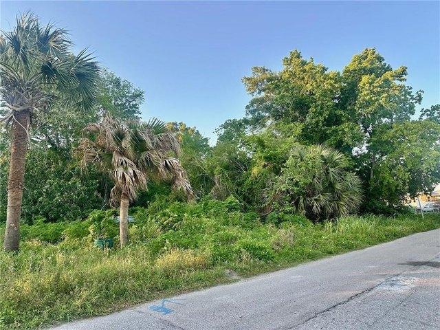 Land for sale in Lafitte, Louisiana