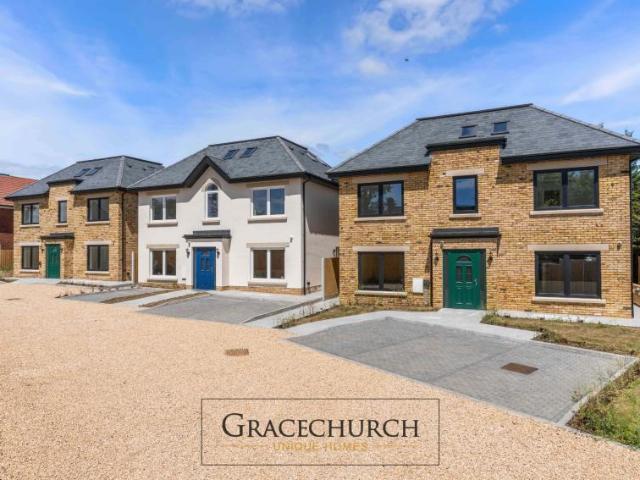 Property for sale in Goffs Oak, Broxbourne