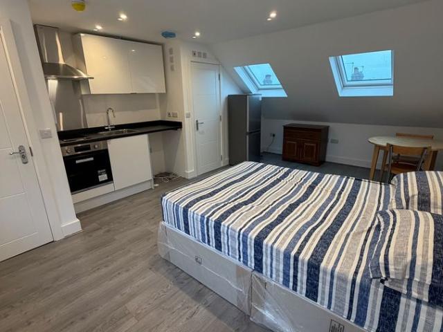 Apartment for rent in London Borough of Barnet, Greater London