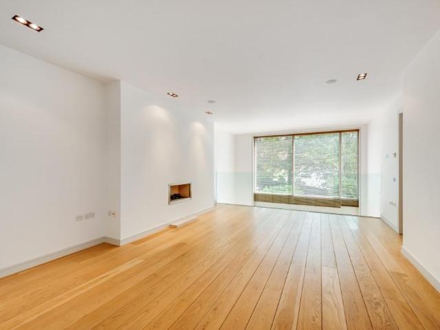 House for rent in West Hampstead, Greater London