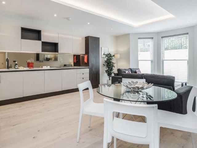 Apartment for rent in Surbiton, Greater London