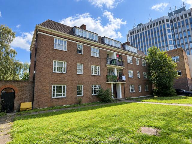 Apartment for rent in London Borough of Enfield, Greater London
