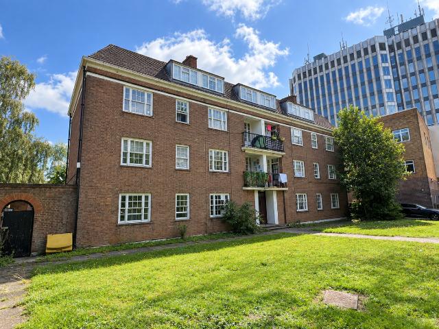 House for rent in London Borough of Enfield, Greater London