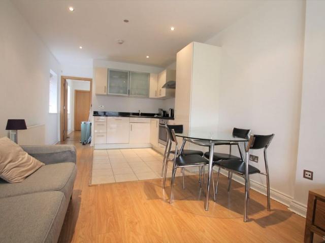 Apartment to rent in Carrickmines, North Tipperary