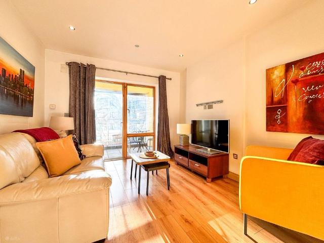 Apartment to rent in Carrickmines, North Tipperary