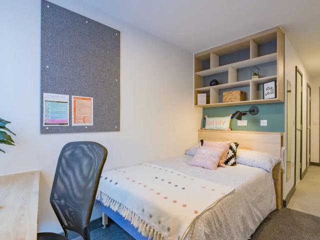 Apartment for rent in Hyde Park, West Yorkshire