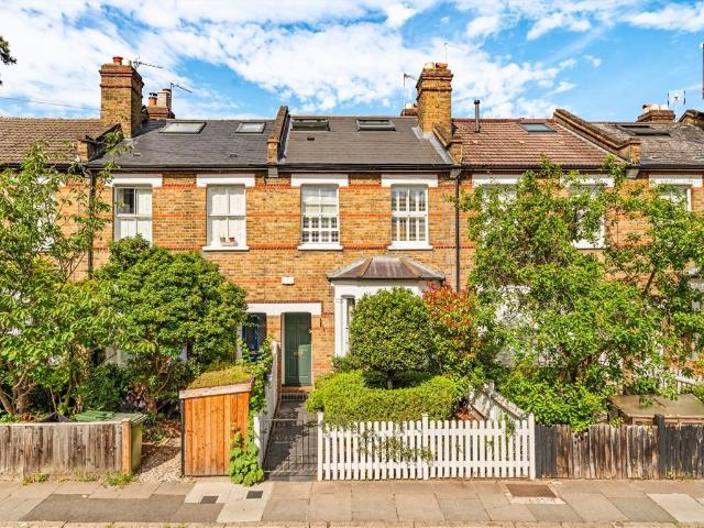 House for rent in St Margarets, Greater London