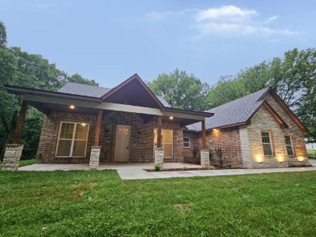 House for sale in Fort Gibson, Oklahoma