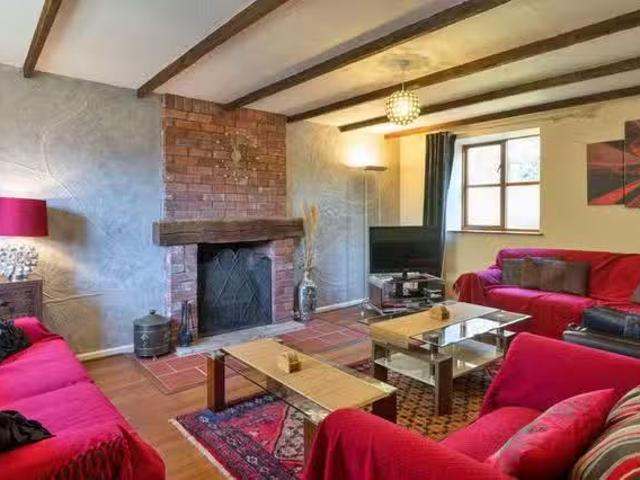 Apartment for rent in Marsh Green, Budlake